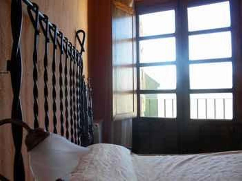 Casa Rural Las Gamellas Rebollar  Chambre photo